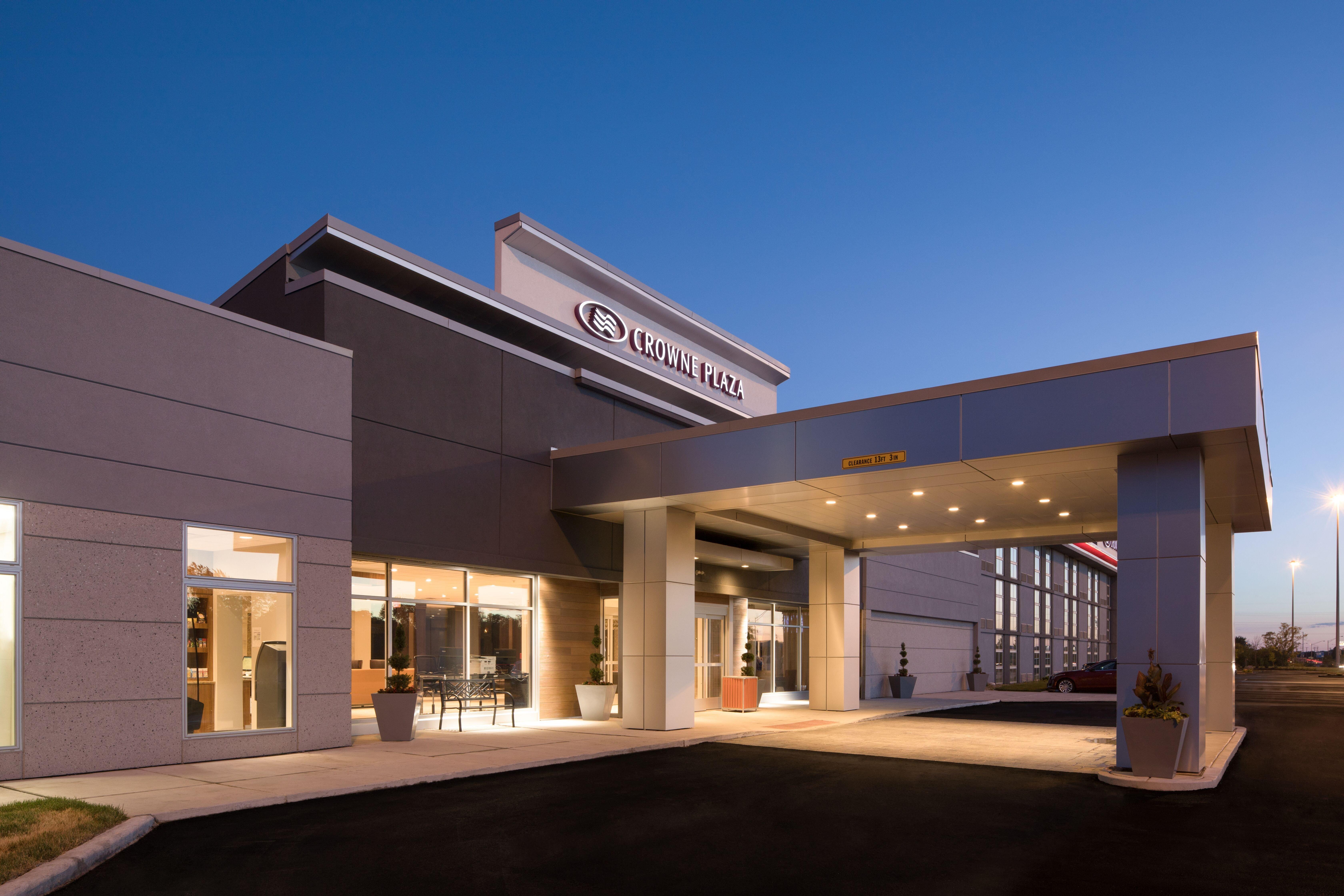 מלון Crowne Plaza Chicago Sw - Burr Ridge By Ihg מראה חיצוני תמונה